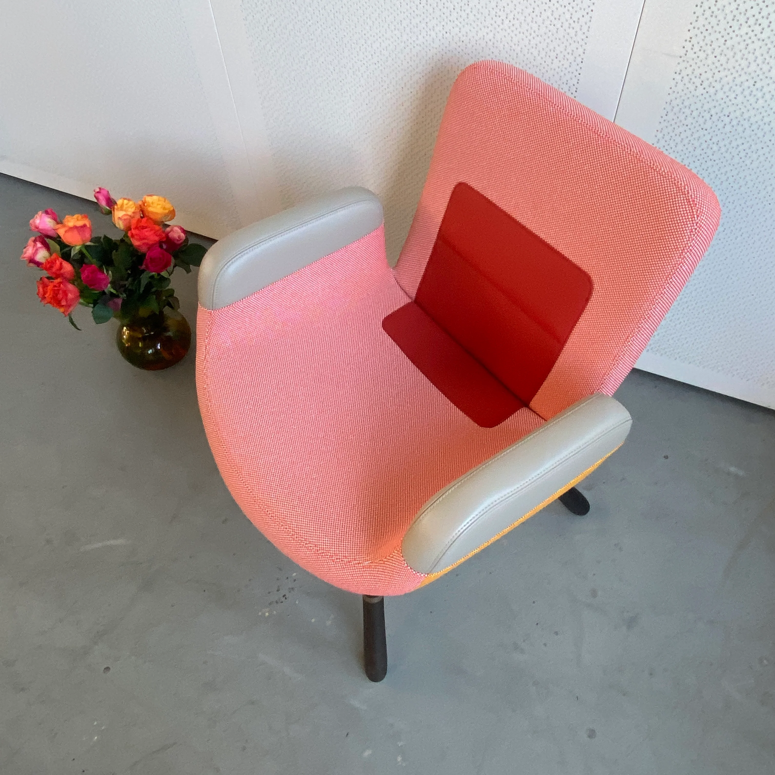 Vitra - East River Chair - Sessel - rot - Ausstellungsstück - Image 5