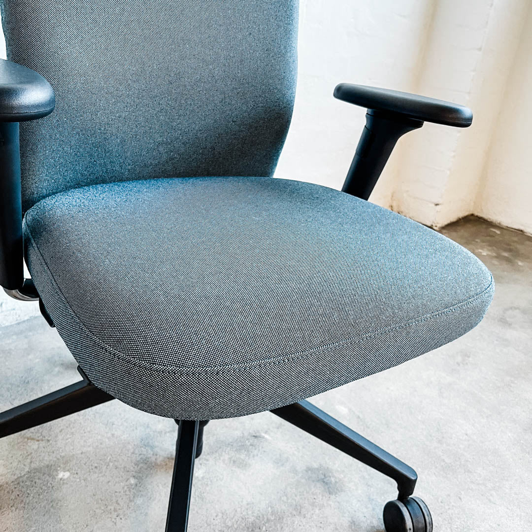Vitra - ID Soft - Bürodrehstuhl - eisblau/schwarz - Antonio Citterio - gebrauchte TOP Qualität - Image 7