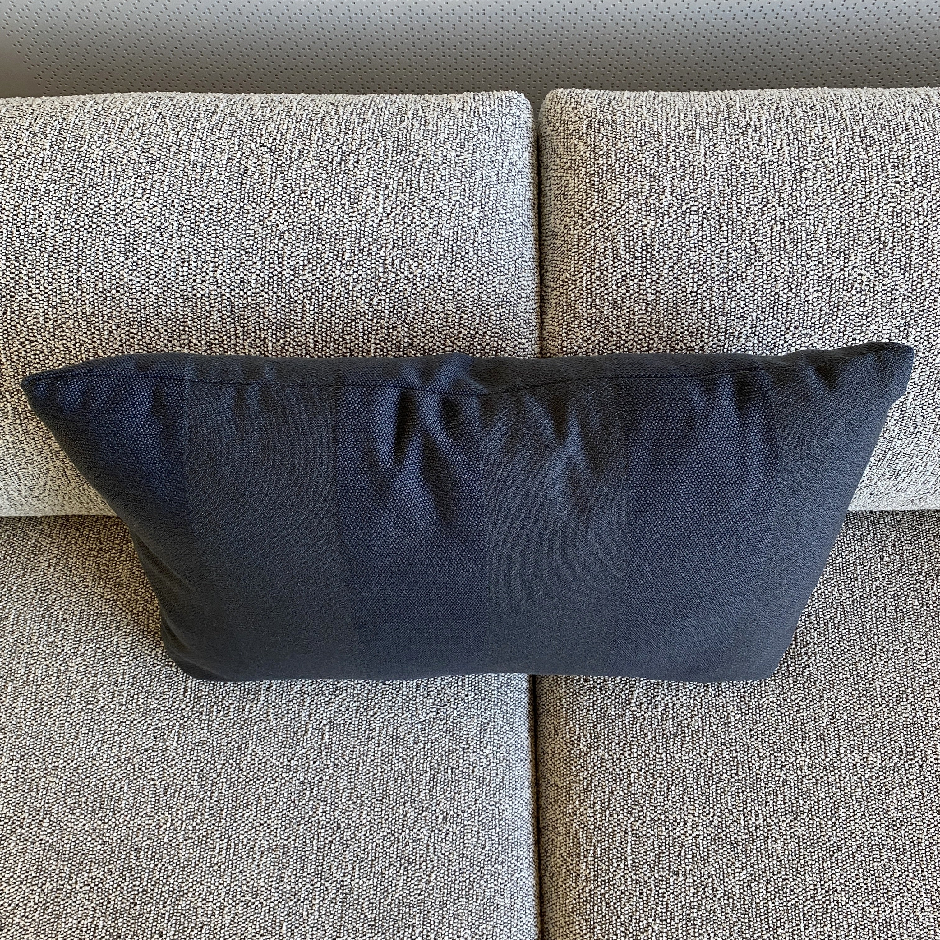 Vitra - Suita - Kissen - 60 x 40 cm - dunkelgrau gestreift - TOP Zustand - Image 4