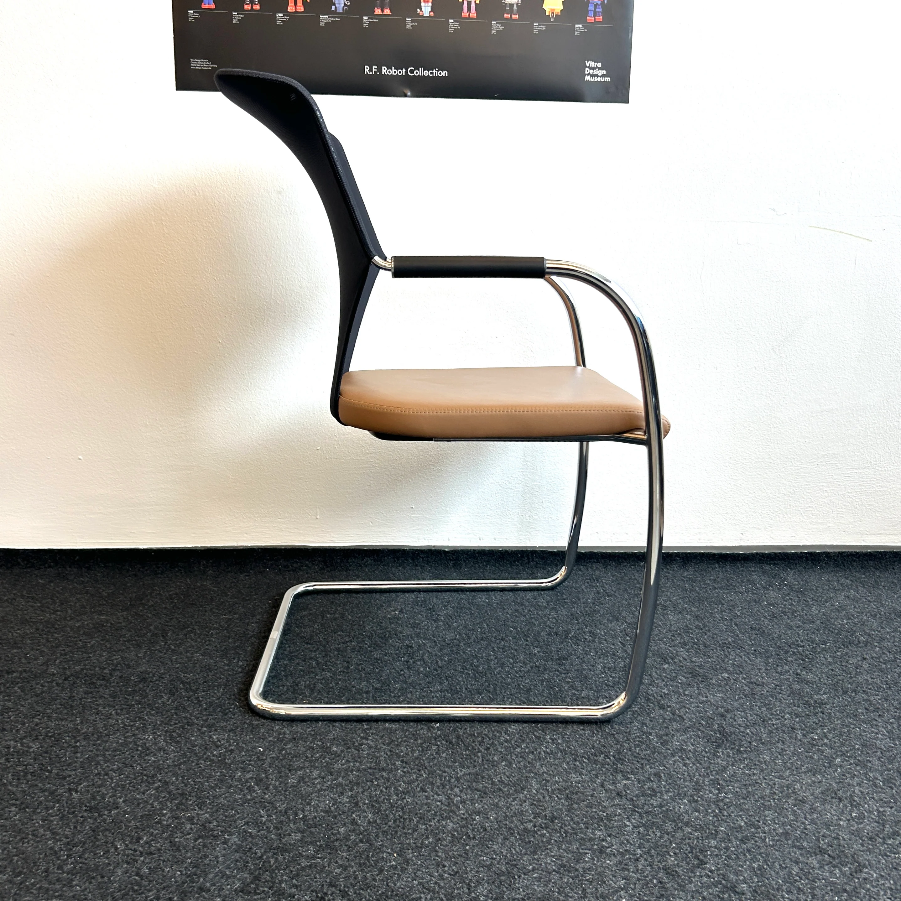 Thonet - Freischwinger - Konferenzstuhl - Leder braun/Netzgewebe - gebrauchter TOP Zustand - Image 4