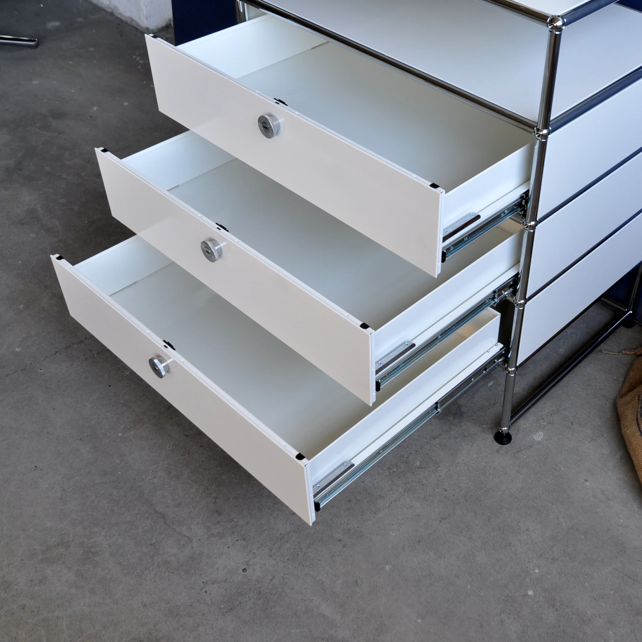 USM Haller - Kommode - weiß - drei Schubladen - gebrauchter TOP Zustand - Image 6