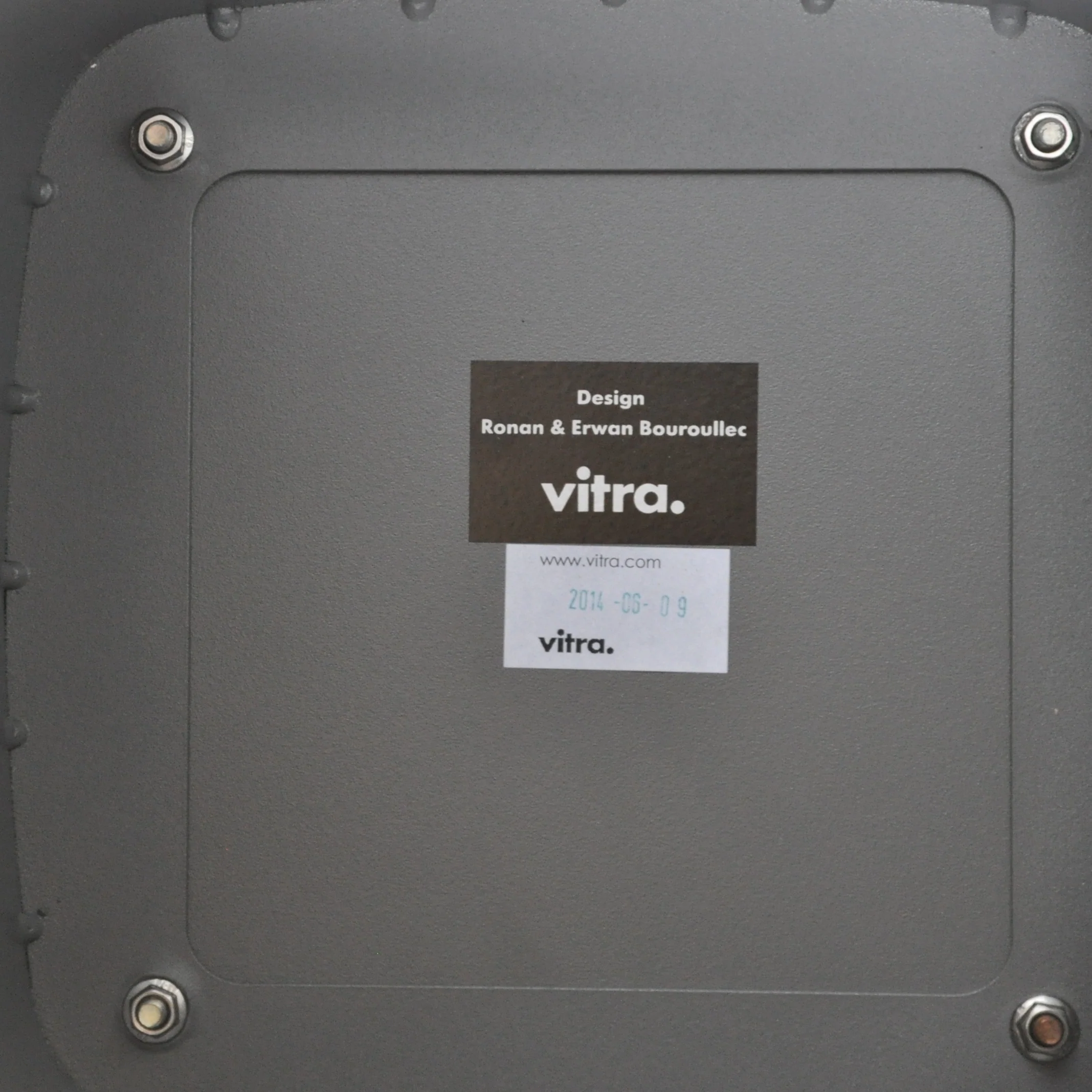 Vitra - Metal Side Table - Beistelltisch - Mittel - Outdoor - dimgrey - Ronan & Erwan Bouroullec - gebrauchter TOP Zustand - Image 7